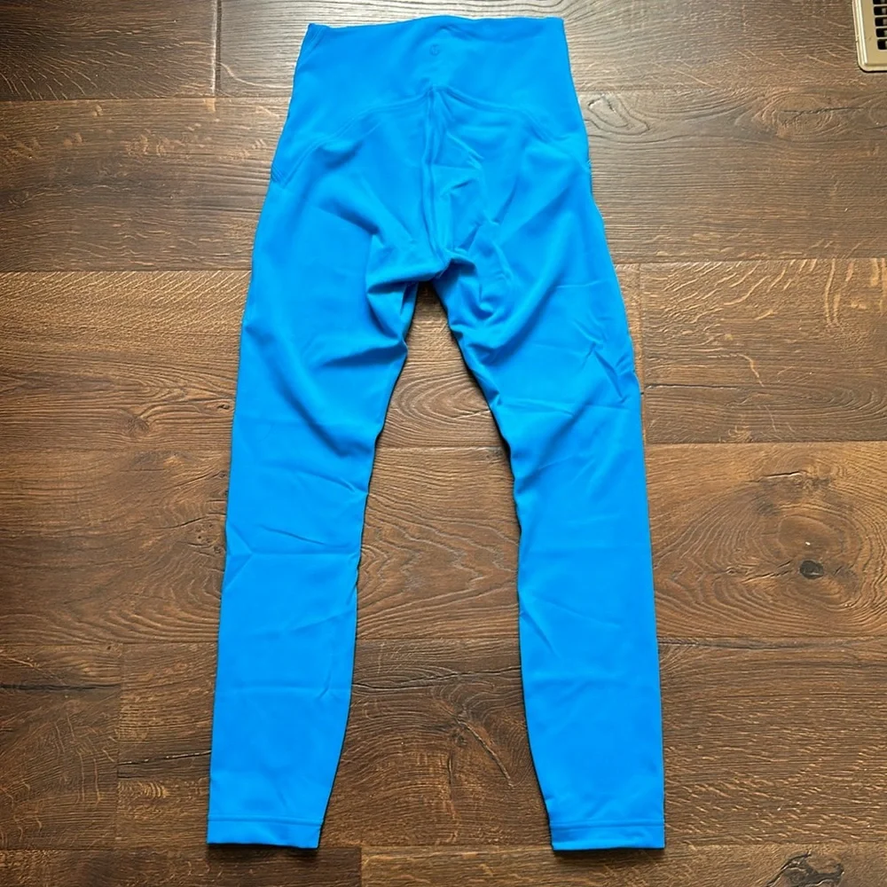 lululemon In Still Tight - Picture 2 of 3